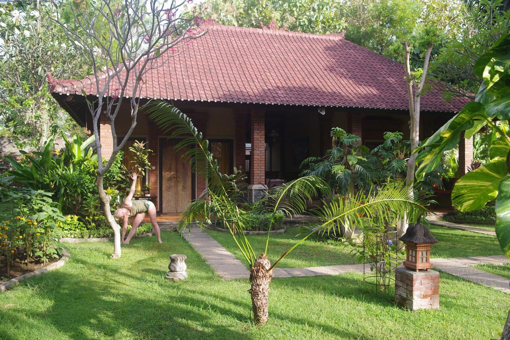 Tirta Sari Bungalow Hotel Pemuteran Kültér fotó